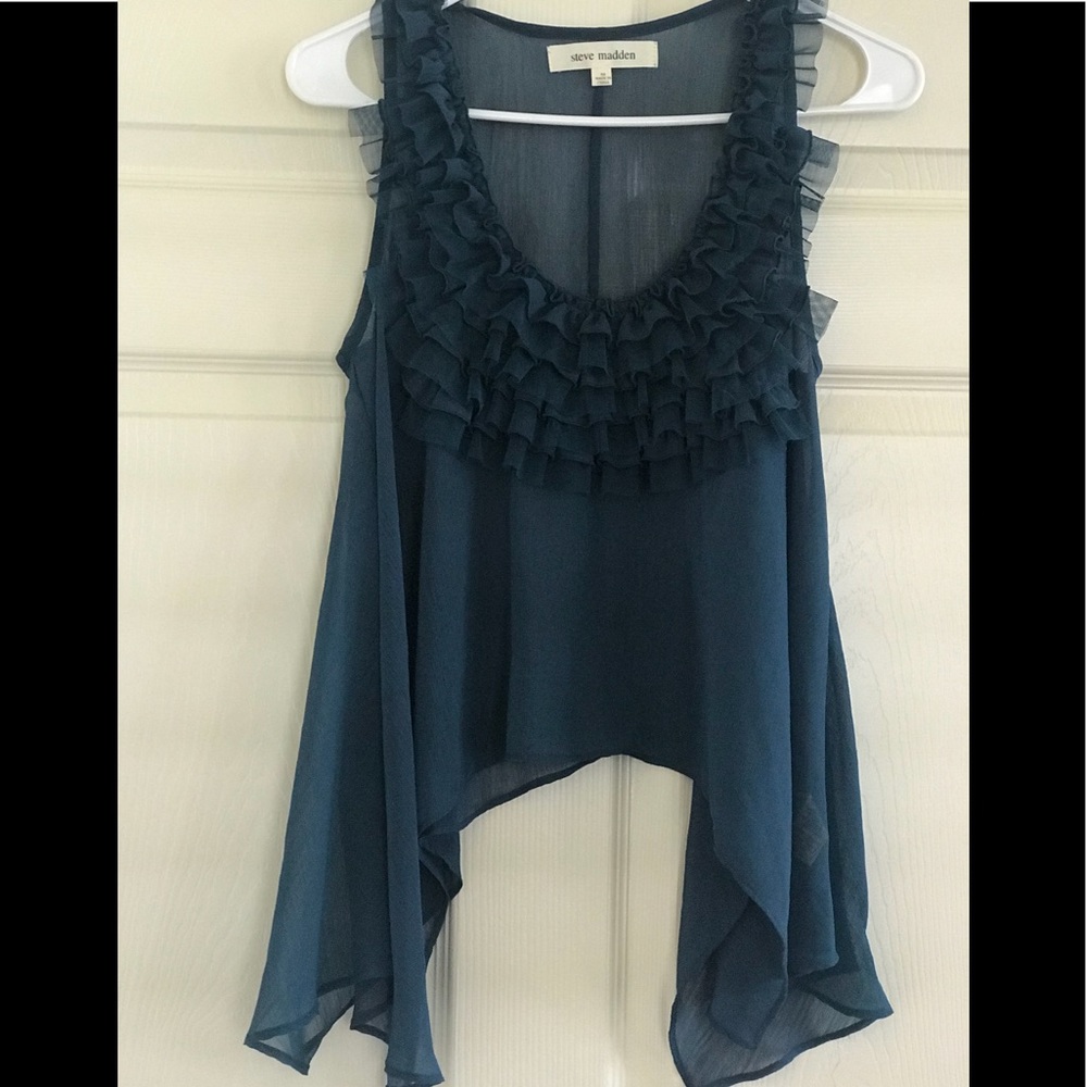 Steve Madden Sleeveless sheer shark bite top - Picture 3 of 7